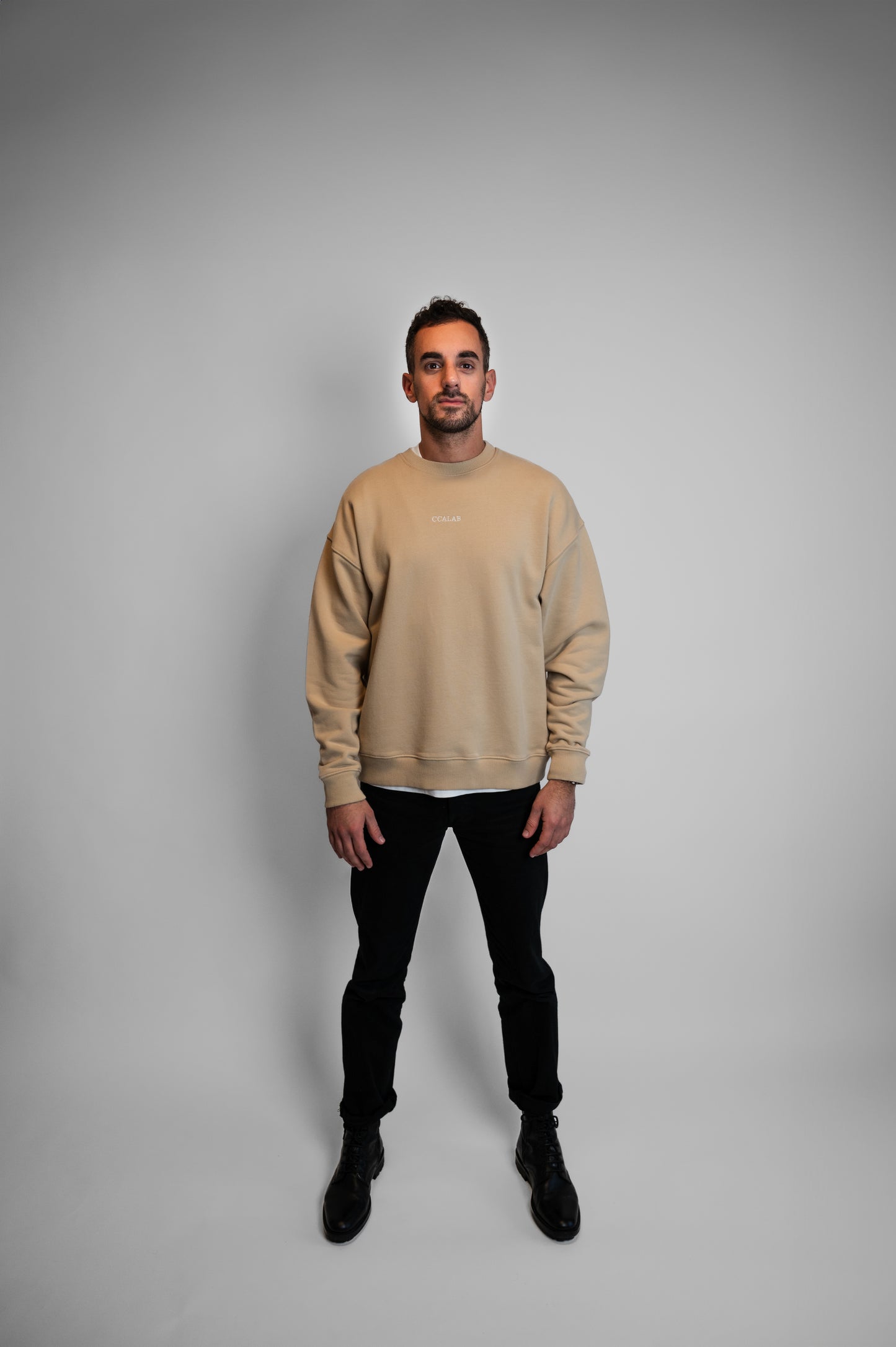 Faces - Oversize Crewneck - Sand